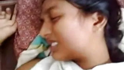 ஒல்லியான பொன்னிறம் ஒரு புணர்ச்சியைப் பெறும் வரை சுயஇன்பம் ஜப்பனீஸ் கொல்லுங்கள் அமெரிக்க நாட்டுக்காரன் செய்கிறது