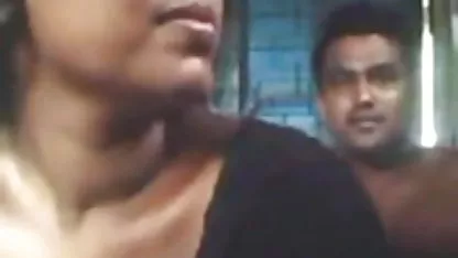 பணத்திற்காக ஒரு ஹேரி அம்மா செக்ஸ் பரத்தையருக்கு சிறந்த சலுகை