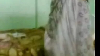 வேலையில் ரோபோ பெரிய ஹேரி கே ஆபாச வாய்