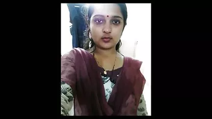 கருப்பு காலுறைகளில் ஒரு ஹேரி பெண்கள் லைவ் கேம் பெண்ணுடன் ஜாகுஸி செக்ஸ் மற்றும் ஒரு சட்டை
