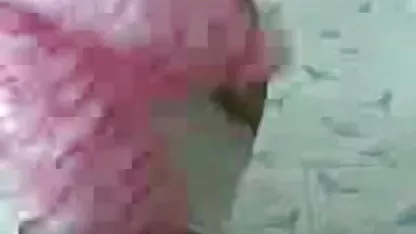 கவச நாற்காலியில் லூசி லவ். அக்குள் செக்ஸ் வீடியோ ஆபாச