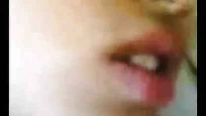 ஸ்டாக்கிங்ஸில் அழகுடன் ரஷ்ய நீண்ட முடி ஆபாச பெண் ஆபாச