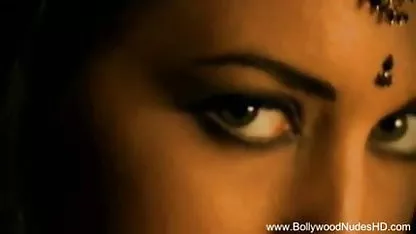 பெண்கள் பிரஞ்சு ஹேரி ஆபாச அதிர்வுகளில் திருப்தி அடைகிறார்கள்
