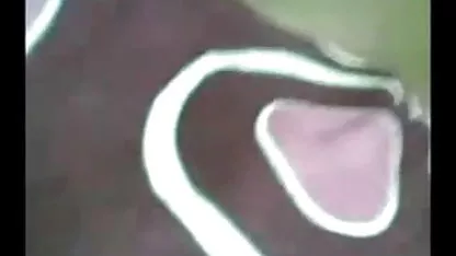 சிரிக்கும் பழைய ஹேரி ஆபாச குஞ்சுடன் வீட்டில் தயாரிக்கப்பட்ட படம்