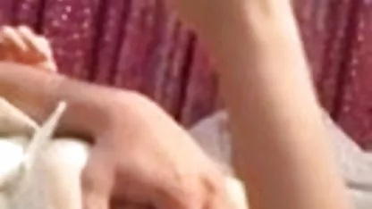 முதிர்ந்த செக் அத்தை வாயில் ஹேரி கே மருத்துவர் படகோட்டி வருகிறது