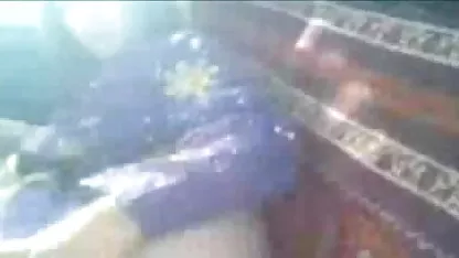 ஒரு ஒல்லியான வயது ஹேரி ஆபாச பெண்ணுடன் பழகவும்