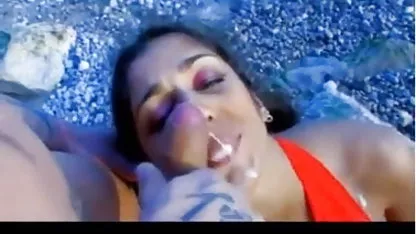 அழகி ஹேரி கே நேரடி கேம் ஒரு பெரிய கருப்பு டில்டோவுடன் தன்னை திருப்திப்படுத்துகிறார்