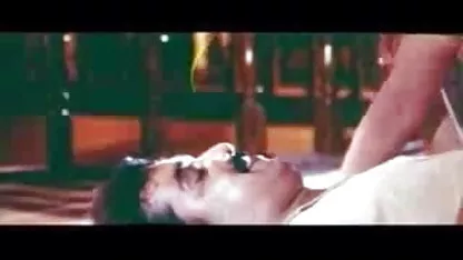 மூன்று பேருக்கு அழகான ஹேரி ஆபாச சார்லோட் ஸ்டோக்லி