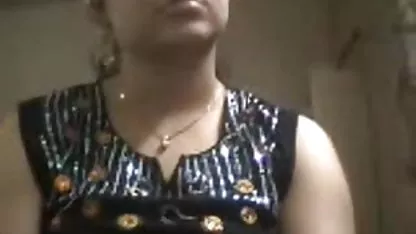 ஜூசி பொன்னிற கட்டமைக்கப்பட்ட ஹேரி, அம்மா செக்ஸ் கழுதை