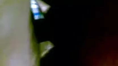 மசாஜ் செய்வதற்கு முன் ஹேரி பிரஞ்சு, யோனி கழுவ வேண்டும்