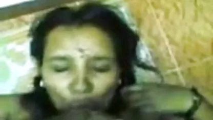 ரப்பர் பொம்மை கொண்ட லெஸ்பியன் ஹேரி பெண் செக்ஸ் குடித்துவிட்டு