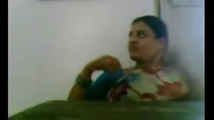 இந்த அமைதிப்படுத்தியை கே ஹேரி செக்ஸ் உங்கள் அலுவலகத்திற்கு எப்படி எடுத்துச் செல்லக்கூடாது!