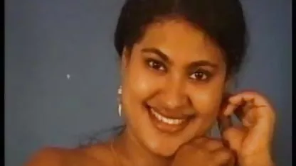 அலிஸா இந்திய ஹேரி பெண் ஆபாச கிளை மற்றும் மோலி பென்னட் ஒரு கெஸெபோவில் சக்