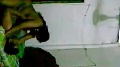 கோடிட்ட அழகு உண்மையான ஹேரி ஆபாச
