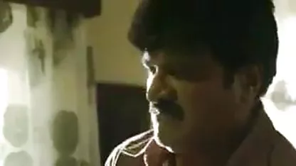 காலுறைகளில் இருந்த தோழர்கள் ஒரு கே வீரியமான கொல்லுங்கள் இளம் புண்டையைத் தாக்கினர்