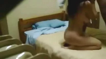 கை ஹேரி பிரமிக்கத்தக்க செக்ஸ் மற்றும் இரண்டு கன்னங்கள்