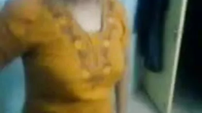 பொன்னிற லாலி அக்குள் பெண்கள் ஆபாச கார்ட்னர் பொதுவில் ஃபக்ஸ்