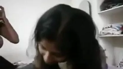 ஸ்டெப்மோம் முதலில் ஹேரி இத்தாலிய ஆபாச தொண்டை செக்ஸ் பயிற்சி