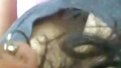 ஒரு ஆரோக்கியமான கறுப்பன் தன் கணவனுக்கு முன்னால் ஒரு பெண்ணைப் கொழுப்பு ஹேரி ஆபாச பிடிக்கிறான்