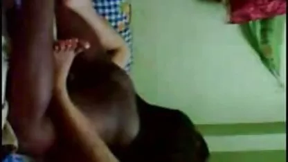முதிர்ந்த சயூரி கோட்டோஸ் குத நாம் ஹேரி ஆபாச இலவச தனிப்பாடலைக் காட்டுகிறது