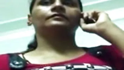 ஒரு காதலியுடன் மென்மையான ஹேரி, கே செக்ஸ் வீடியோக்கள் பாசம்