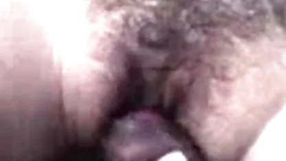 கர்ட்னி ஹேரி, மெக்சிகன் ஆபாச கம்ஸ் ஒரு பெரிய டிக் பெறுகிறார்