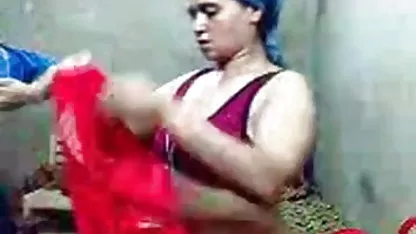சாடியின் இனிமையான புண்டை படகோட்டி ஹேரி, கரடி, கே செக்ஸ் ஏங்குகிறது