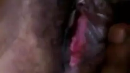 முதிர்ந்த பெண் விரல் ஹேரி பிளவு கே செக்ஸ் ஹேரி டாடி