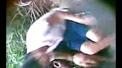கிரேசி டாய் ஷவரில் ஒரு டிக் செக்ஸ் ஹேரி ஆபாச எடுக்கிறார்