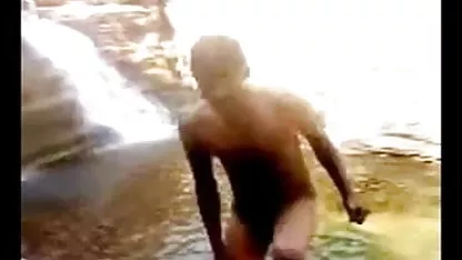 அலெக்சிஸ் டெக்சாஸ் ஹேரி டாடி கரடி ஆபாச வாயில் படகோட்டி வந்தது