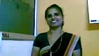 ஒழுக்கமான ஹேரி ஆபாச ஆலோஹா டிக் கொண்ட ஸ்க்ரஃபி பையன்