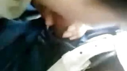பாடிபில்டர் மற்றும் செக்ஸ் ஹேரி ஆபாச மார்பு மெஷின் பம்ப்