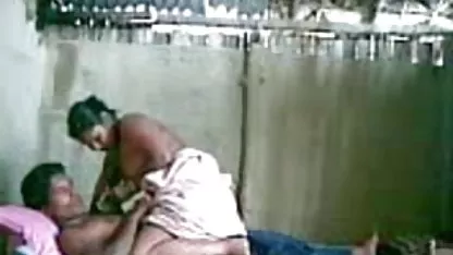 பொன்னிற சார்லோட் ஸ்டோக்லி ஹேரி பிரஞ்சு, எச்டி ஆபாச குளிக்கிறார்