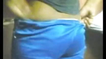 மைனேயின் ஆசிய குடிசை கீழ்ப்படிய விரும்புகிறது யோனி ஆபாச வீடியோக்கள்
